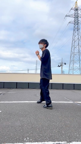 「アイテム（PC・タブレットケース）」を使った、ドゥ♪さん（メンズ・166cm）の秋コーディネート