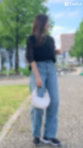 Fizzのトップスを使ったずんさんのファッション動画