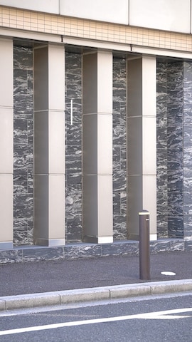 「アイテム（ドレスシューズ、グレー系）」を使った、Yuma.さん（メンズ・168cm）の冬コーディネート