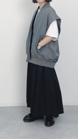 Dr. Martensのアイテムを使ったまりんさんのファッション動画