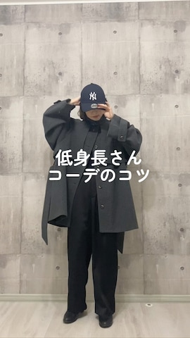 トレンチコートを使ったHITOMIさんのファッション動画