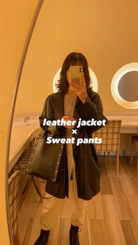 「LHME（エルエイチエムイー）のアイテム（リング）」を使った、HITOMIさん（レディース・155cm）の冬コーディネート