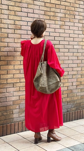 Kenneth Jay Laneのアイテムを使った金子三記(miki)さんのファッション動画