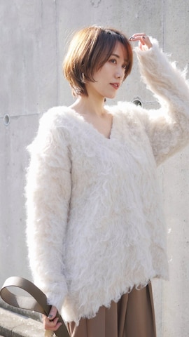「アイテム（マニキュア/ジェルネイル）」を使った、金子三記(miki)さん（レディース・170cm）の秋コーディネート