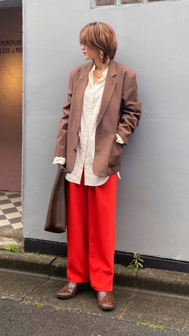 「アイテム（マニキュア/ジェルネイル）」を使った、金子三記(miki)さん（レディース・170cm）の春コーディネート