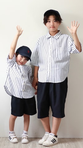 「白スニーカー」｜Ｒ兄弟さん（キッズ・146cm・10代）の春コーディネート