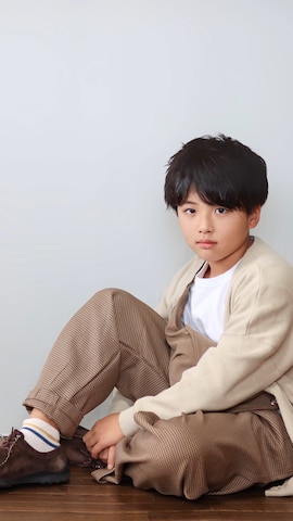 「アイテム（モカシン/デッキシューズ）」を使った、Ｒ兄弟さん（キッズ・142cm）の秋コーディネート