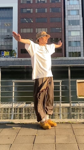 NAUTICAのハットを使ったYUYAさんのファッション動画