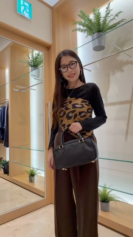 「アイテム（バンダナ/スカーフ、ブラウン系）」を使った、noripiyoさん（レディース・163cm）の秋コーディネート