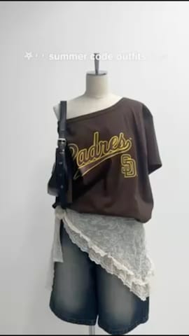 Tシャツ/カットソーを使ったWEGOさんのファッション動画