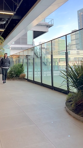 Supreme のジャケット/アウターを使ったタケウチ☆ボンバイエさんのファッション動画