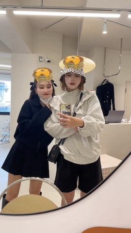 RUBY AND YOUのスウェットを使ったAMOさんのファッション動画