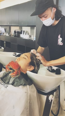 Dunnoのアイテムを使ったトヲルさんのファッション動画