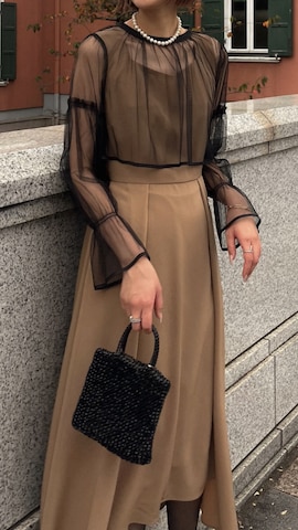 「アイテム（ドレス）」を使った、吉田歩美さん（レディース・174cm・30代）の冬コーディネート