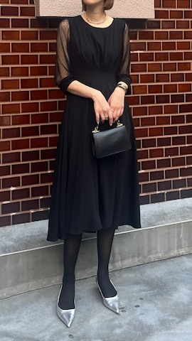 「アイテム（ドレス）」を使った、吉田歩美さん（レディース・174cm・30代）の秋コーディネート