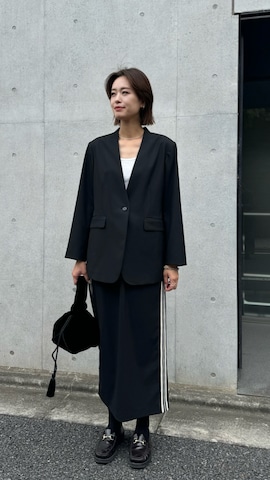 「アイテム（ノーカラージャケット）」を使った、吉田歩美さん（レディース・174cm・30代）の秋コーディネート