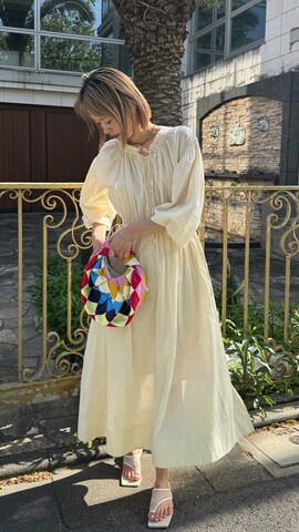 JAMIRAYのバッグを使った吉田歩美さんのファッション動画