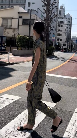 つなぎ/オールインワンを使った吉田歩美さんのファッション動画