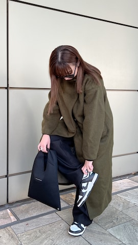 チェスターコートを使ったMINAEさんのファッション動画