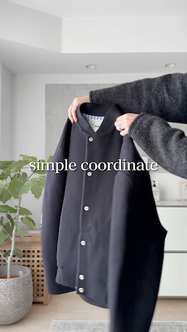 「アイテム（その他トップス）」を使った、MINAEさん（レディース・160cm）の秋コーディネート