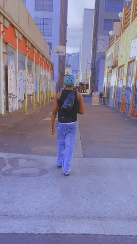 Targetのアイテムを使ったAjayさんのファッション動画