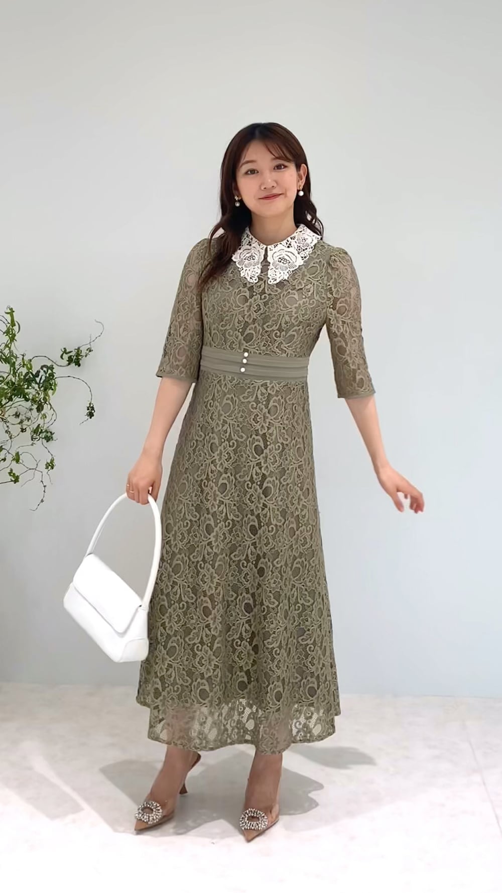 LEJA】レースビッグカラー花柄刺繍ウエストマークロングフレアドレス