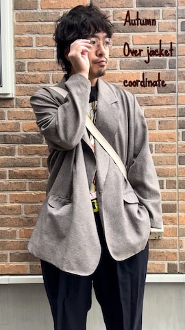 UNIQLOのレッグウェアを使ったMukkaさんのファッション動画