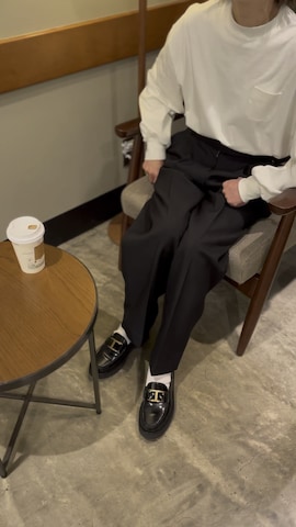 manonfripesのアイテムを使ったあさひさんのファッション動画