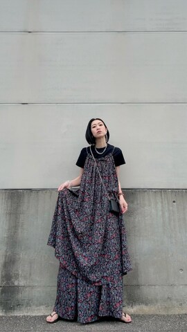 「アイテム（ビーチサンダル）」を使った、よしださん（レディース・169cm）の春コーディネート