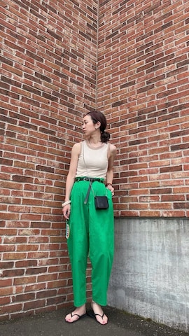 「アイテム（ビーチサンダル）」を使った、よしださん（レディース・169cm）の夏コーディネート