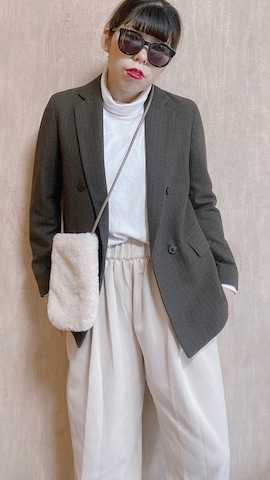 「スウェットギャザーパンツ」｜asukaさん（レディース・165cm）の秋コーディネート