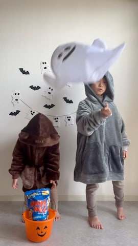 「アイテム（おもちゃ）」を使った、あおりゅーさん（キッズ・110cm）の秋コーディネート