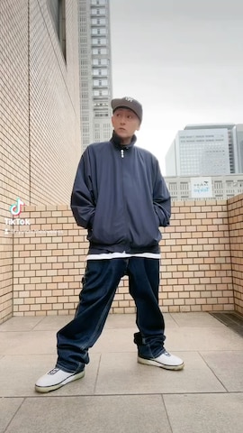 その他アウターを使った龍一 (The Loveless)®︎さんのファッション動画