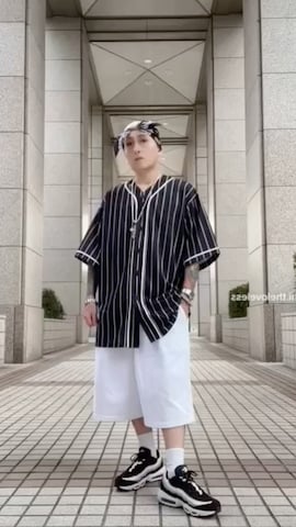 NIKEのスニーカーを使った龍一 (The Loveless)®︎さんのファッション動画