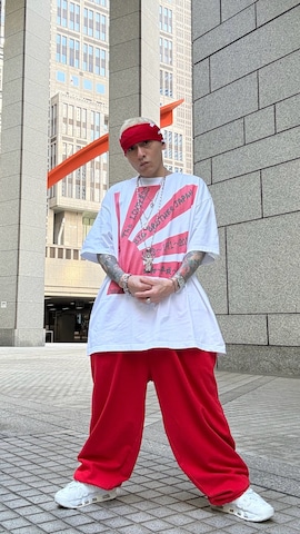 「アイテム（アンダーウェア）」を使った、龍一 (The Loveless)®︎さん（メンズ・168cm）の春コーディネート