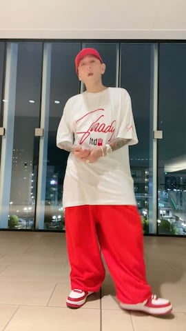 スウェットパンツを使った龍一 (The Loveless)®︎さんのファッション動画