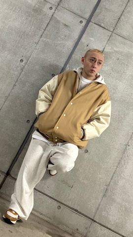 「アイテム（スタジャン）」を使った、龍一 (The Loveless)®︎さん（メンズ・168cm）の冬コーディネート