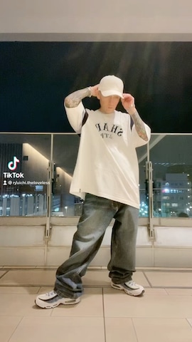 アナログ腕時計を使った龍一 (The Loveless)®︎さんのファッション動画