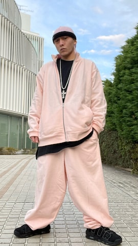「アイテム（ヘアバンド）」を使った、龍一 (The Loveless)®︎さん（メンズ・168cm）の冬コーディネート