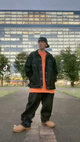 SEANJOHNのセットアップを使った龍一 (The Loveless)®︎さんのファッション動画