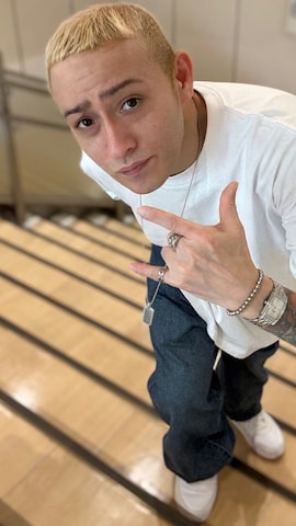 「アイテム（アンダーウェア）」を使った、龍一 (The Loveless)®︎さん（メンズ・168cm）の春コーディネート