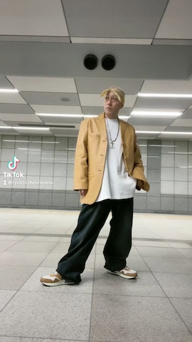 財布/小物を使った龍一 (The Loveless)®︎さんのファッション動画