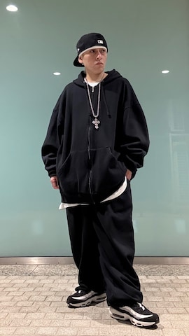 「アイテム（その他ヘアアクセサリー）」を使った、龍一 (The Loveless)®︎さん（メンズ・168cm）の春コーディネート