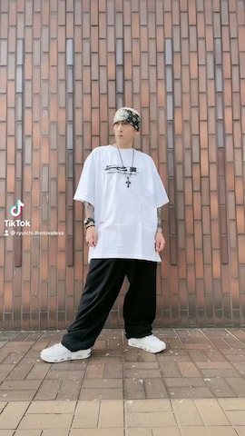 スウェットパンツを使った龍一 (The Loveless)®︎さんのファッション動画