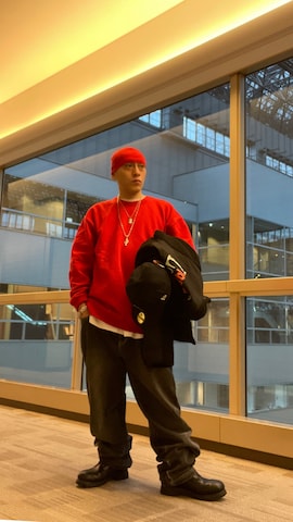 「アイテム（その他ヘアアクセサリー、レッド系）」を使った、龍一 (The Loveless)®︎さん（メンズ・168cm）の春コーディネート