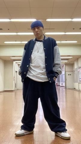 スウェットパンツを使った龍一 (The Loveless)®︎さんのファッション動画