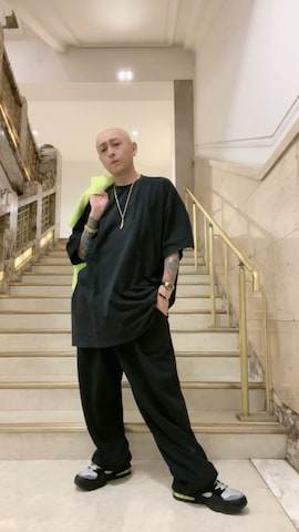 スウェットパンツを使った龍一 (The Loveless)®︎さんのファッション動画