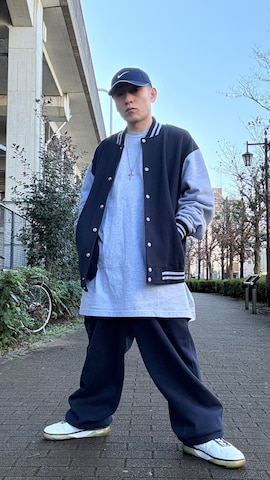 「アイテム（スタジャン）」を使った、龍一 (The Loveless)®︎さん（メンズ・168cm）の秋コーディネート