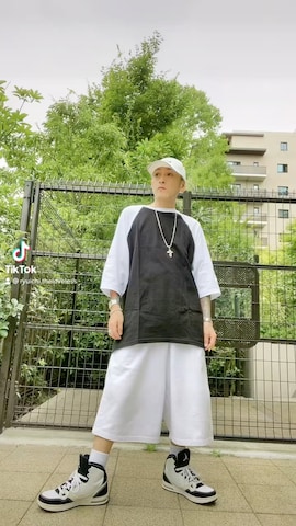 アナログ腕時計を使った龍一 (The Loveless)®︎さんのファッション動画