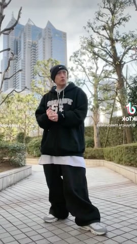 「アイテム（その他ヘアアクセサリー）」を使った、龍一 (The Loveless)®︎さん（メンズ・168cm）の冬コーディネート